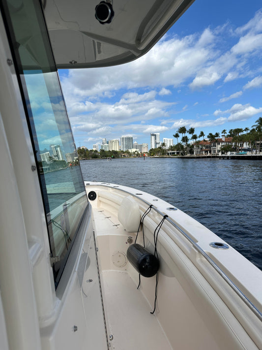 Teak Boat Table: Your Guide to South Florida's Best Intracoastal Lunch Spots